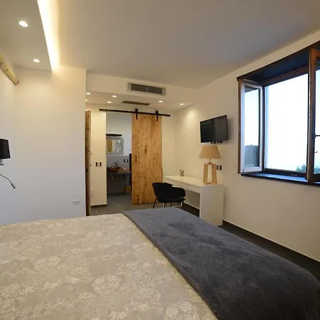 Antichi Orti Del Sole Bed & Breakfast *